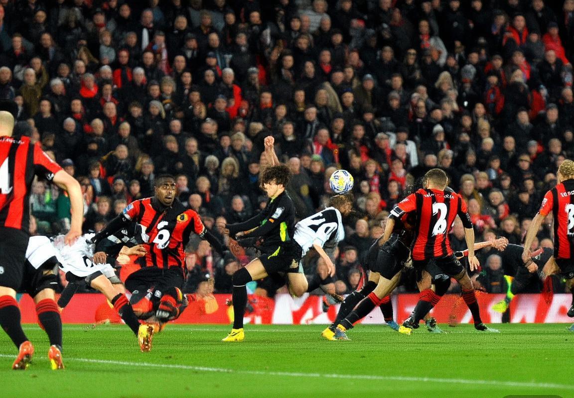 般尼vs利物浦前瞻：英超焦点战战术解析与关键球员表现(图3)