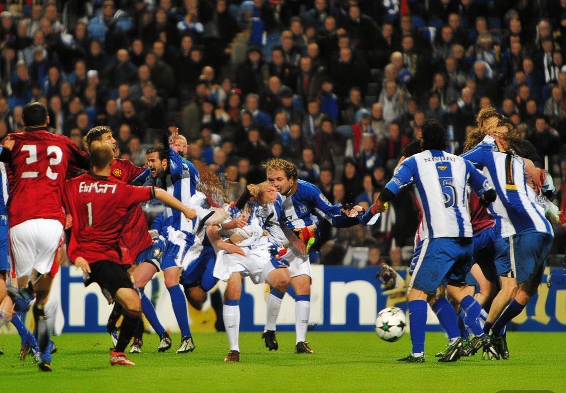 2009欧冠四分之一决赛：曼联对阵波尔图经典对决回顾